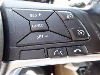 Nissan X-Trail Tekna 4x4 picture 21