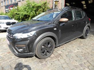 Vaurioauto  passenger cars Dacia Sandero III Stepway Extreme+ 2025/10