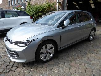 Auto incidentate Volkswagen Golf VIII Lim. 1.5 TSI 85 kW Life 2025/8