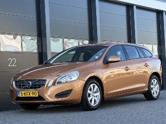 begagnad bil auto Volvo V-60 1.6 D2 Navi Clima PDC 2013/4