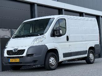 bruktbiler bedrijf Peugeot Boxer 2.2 HDI Airco 3-PERS 2014/3