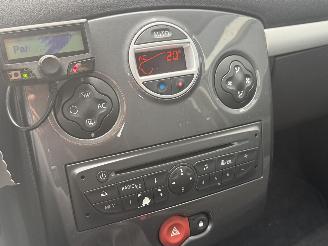 Renault Clio 1.5 dCi Collection Clima picture 9