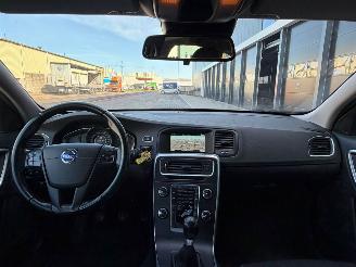 Volvo V-60 1.6 D2 Navi Clima PDC picture 7