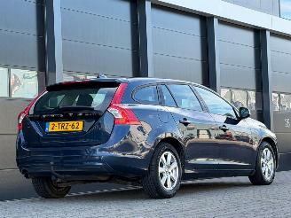 Volvo V-60 1.6 D2 Navi Clima PDC picture 4