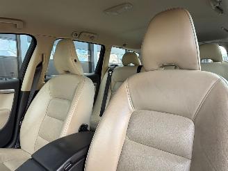 Volvo V-70 2.0D Leer Clima Navi PDC picture 8