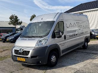 skadebil bedrijf Peugeot Boxer 2.2 HDI L3-H2 3-PERS 2012/5