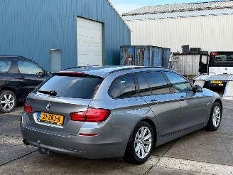 BMW 5-serie 520i High Executive picture 3
