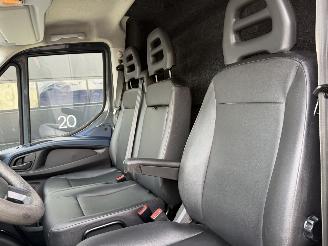 Iveco Daily 35C 3.0 Hi-Matic * Dubbellucht *3 -PERS picture 8