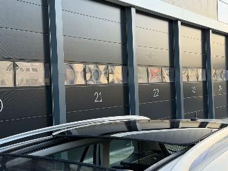 Volkswagen Golf 2.0 TDI Highline Panorama Navi Clima picture 9