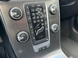 Volvo V-40 2.0 D2 Navi Clima PDC picture 10