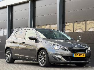 Peugeot 308 1.6 BlueHDi Panorama Navi Camera picture 2