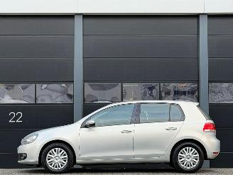 Volkswagen Golf 1.6 TDI BlueMotion picture 6