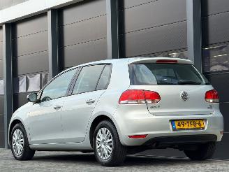 Volkswagen Golf 1.6 TDI BlueMotion picture 5