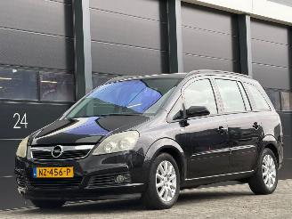 bruktbiler auto Opel Zafira 2.2 Essentia Navi Airco 7-PERS 2015/8