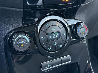 Ford Fiesta 1.6 TDCi Titanium Navi Clima PDC picture 10