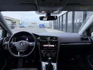 Volkswagen Golf 1.6 TDI Highline Virtual Cockpit Clima picture 7