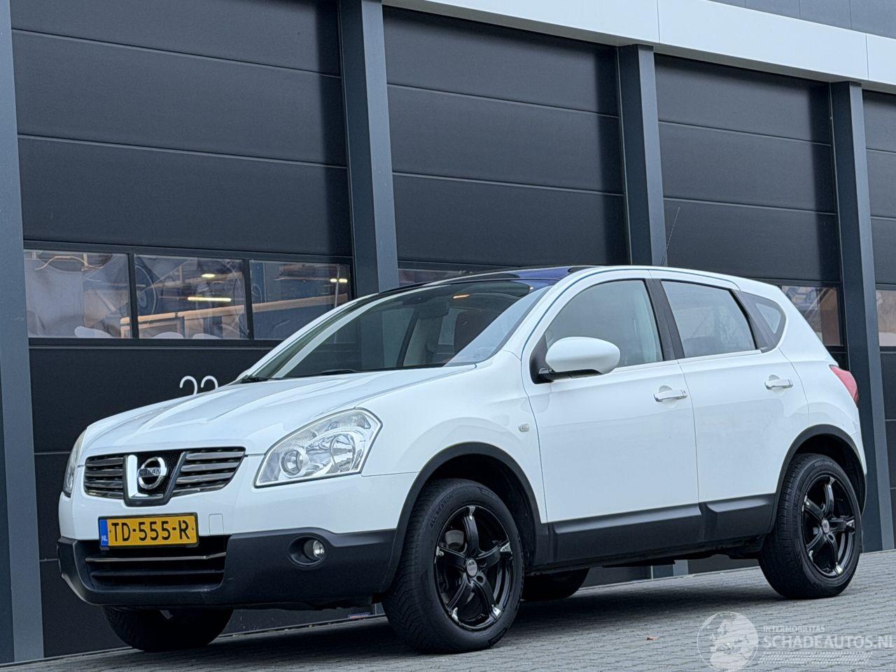 Nissan Qashqai 1.6 Panorama Navi Clima PDC