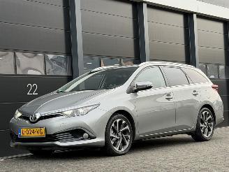 krockskadad bil auto Toyota Auris 1.6D Xenon Clima EURO-6 2016/5
