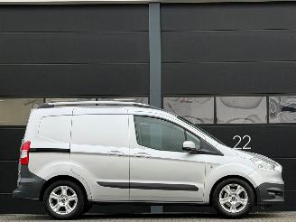 Ford Transit Courier Van 1.5 TDCI Navi Airco PDC picture 3