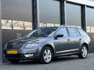 begagnad bil auto Skoda Octavia 1.6 TDI Navi Clima PDC 2014/11