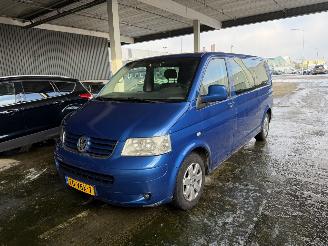 begagnad bil bedrijf Volkswagen Transporter 2.5 TDI DC-5-PERS * MARGE * 2006/11