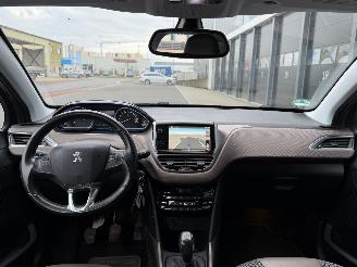 Peugeot 2008 1.6 e-HDi Allure Clima Navi PDC picture 7