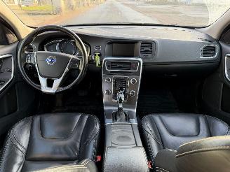Volvo V-60 2.0 D4 Summum Dak Clima PDC picture 5