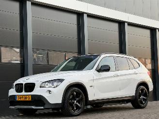 occasion passenger cars BMW X1 18d Executive Clima PDC Navi 2011/2