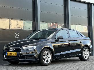 bruktbiler auto Audi A3 LIMOUSINE 1.6 TDI Navi Xenon EURO-6 2017/6