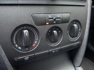 Skoda Octavia 1.6 MPI picture 9