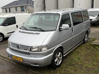 Voiture accidenté Volkswagen Multivan 2.5 TDI Camper 2002/4