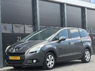 Unfallwagen Peugeot 5008 1.6 VTi Navi Clima 7-PERS 2010/11
