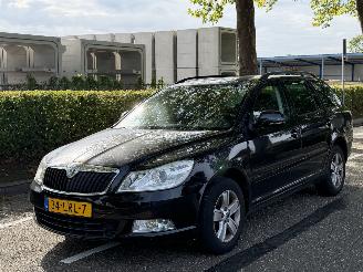 Coche accidentado Skoda Octavia 1.2 TSI Ambition 2010/6
