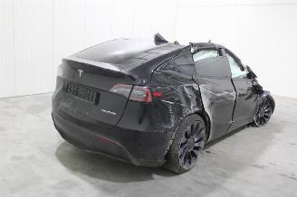 Tesla Model Y  picture 4