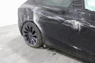 Tesla Model Y  picture 8