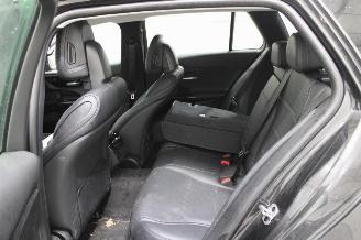 Mercedes C-klasse C 200 picture 8