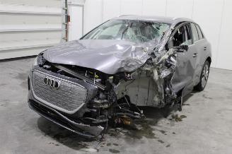Coche accidentado Audi Q4 e-tron 2024/11