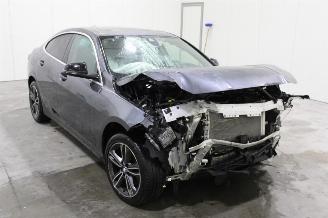 Vrakbiler auto BMW 2-serie 218 2021/3