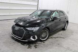 Salvage car Audi A3  2021/3