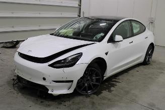 krockskadad bil auto Tesla Model 3  2023/3