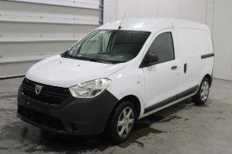 krockskadad bil auto Dacia Dokker  2021/4