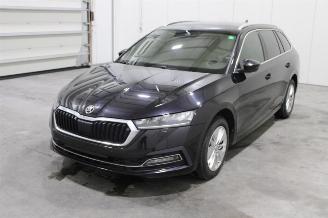 Vrakbiler auto Skoda Octavia  2020/10