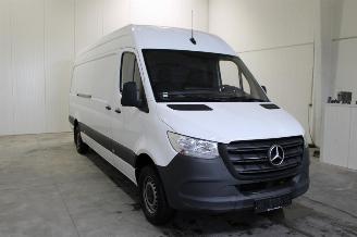 Mercedes Sprinter  picture 2