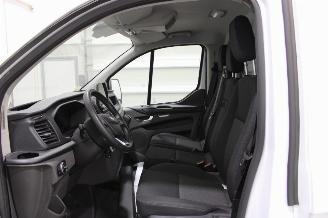 Ford Transit  picture 11