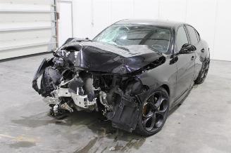Voiture accidenté Alfa Romeo Giulia  2019/5