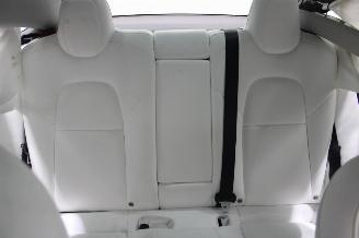 Tesla Model 3  picture 10
