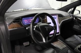 Tesla Model X  picture 9