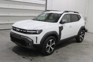 krockskadad bil auto Dacia Duster  2024/6