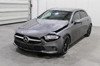 Vaurioauto  passenger cars Mercedes A-klasse A 160 2019/9
