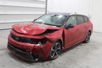 uszkodzony samochody osobowe Opel Astra  2024/1